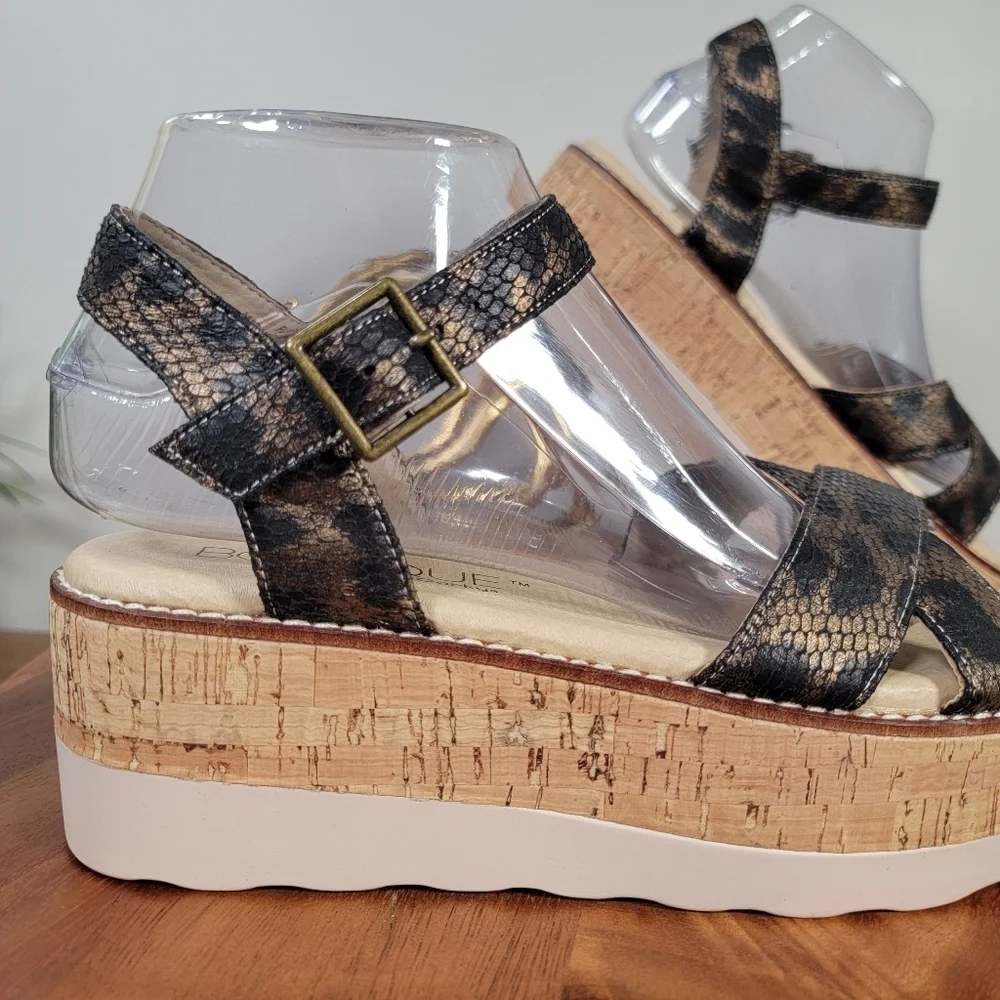 Boutique By Corky's Fluffie Bronze Snake Print Platform Sandals Size 8